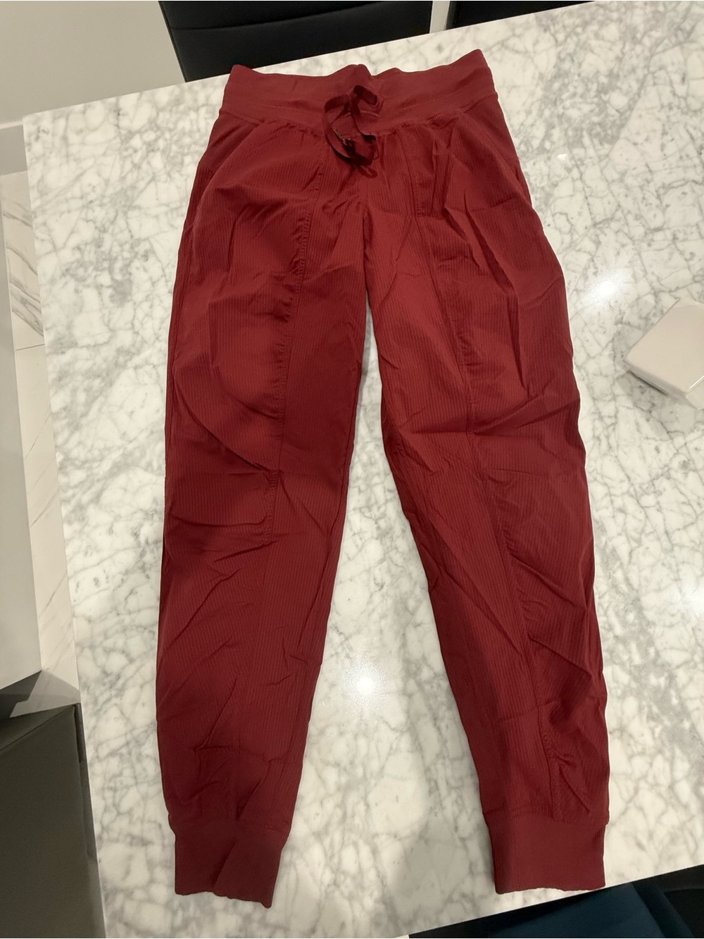 lululemon athletica Women's Drawstring Joggers - Wine